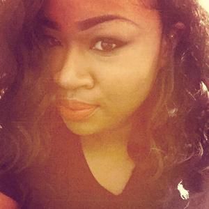 Meet your Posher, Tia